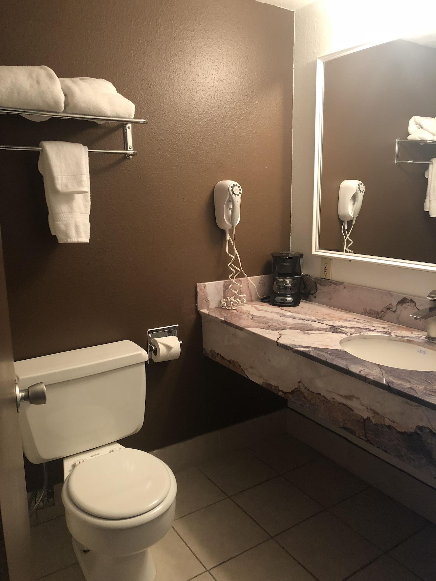 Fairbridge Inn & Suites - لويستون المظهر الخارجي الصورة